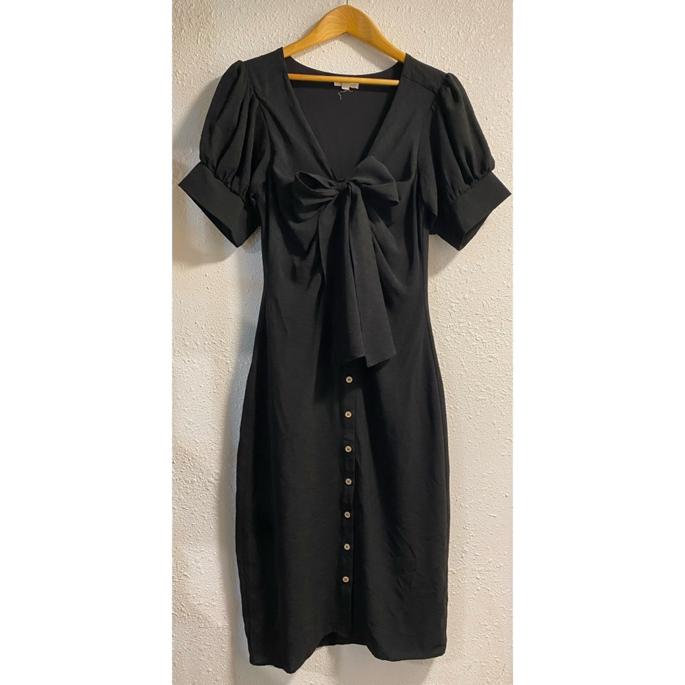 Entro Black Ruched Sheath Dress